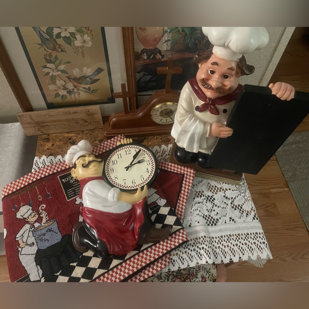 Chef-Themed Kitchen Decor - Picture 2 of 6